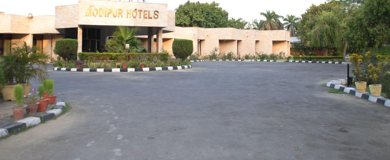Modipur Hotel Rāmpur Zewnętrze zdjęcie